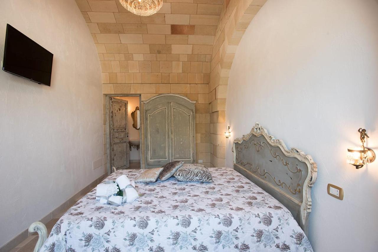 Castello Salentino B&B 梅伦杜尼奥 外观 照片